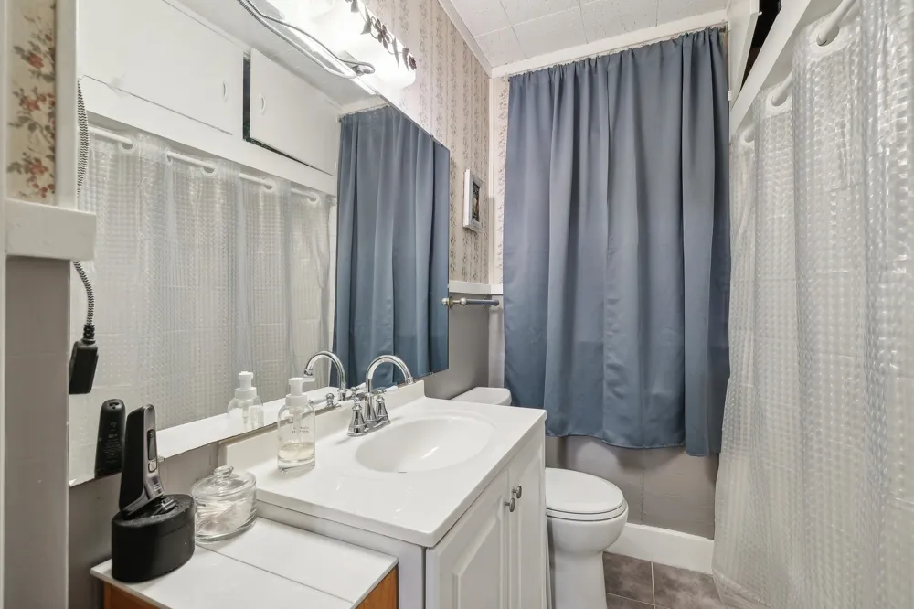 4907 Harmon Avenue Austin, TX 78751
