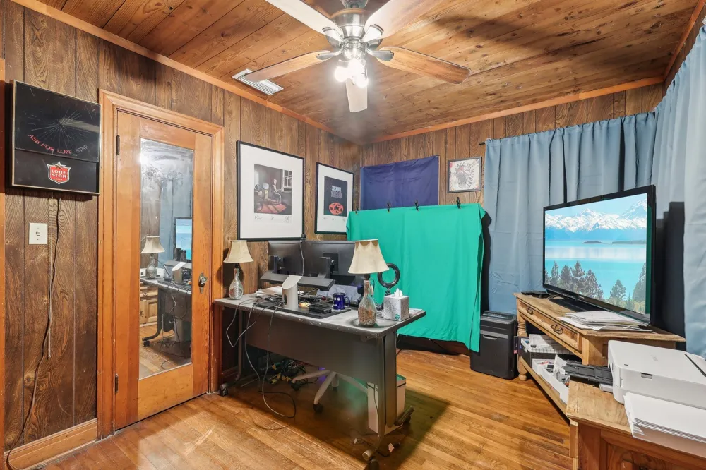 4907 Harmon Avenue Austin, TX 78751