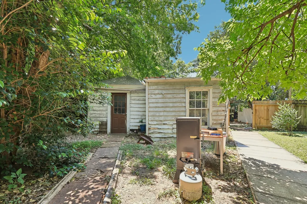 4907 Harmon Avenue Austin, TX 78751