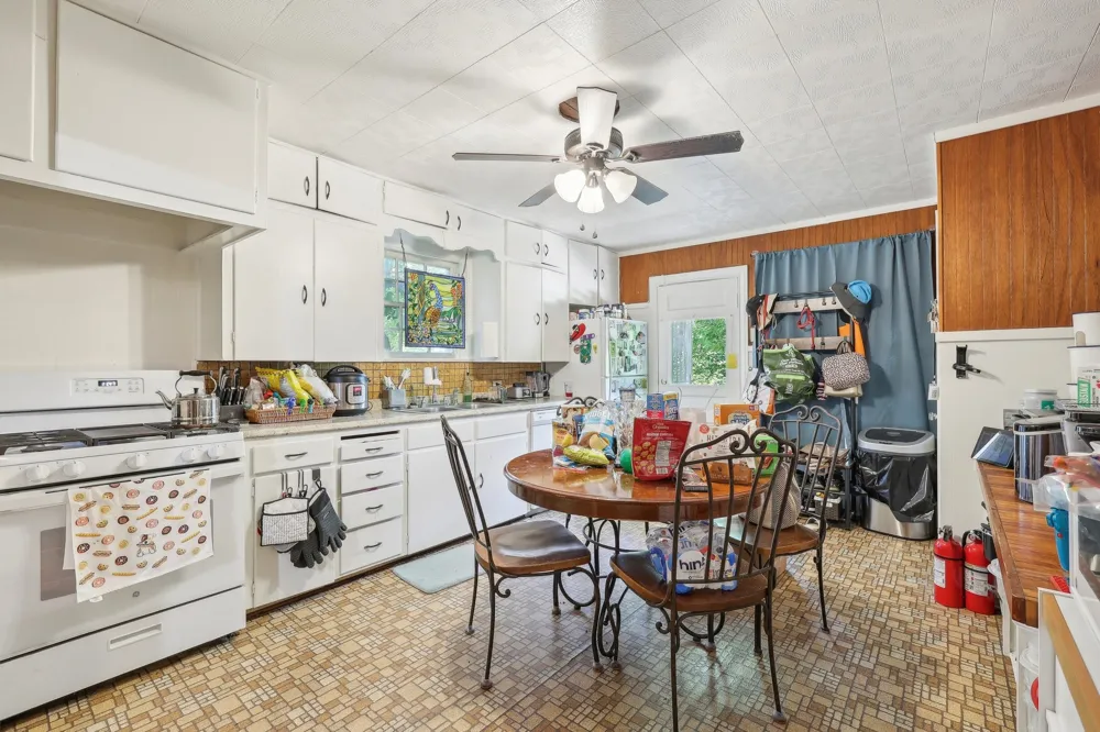 4907 Harmon Avenue Austin, TX 78751