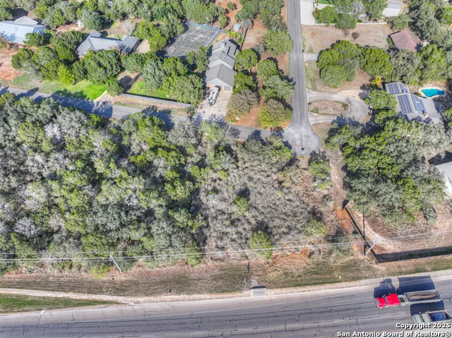 2415 Woodlane New Braunfels, TX 78132