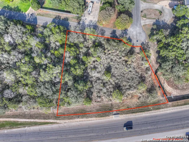 2415 Woodlane New Braunfels, TX 78132