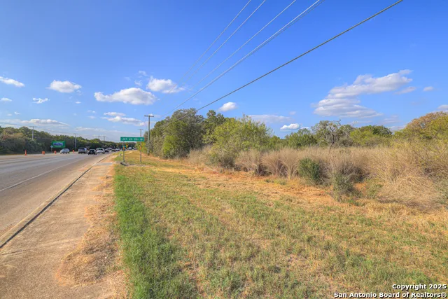 2415 Woodlane New Braunfels, TX 78132