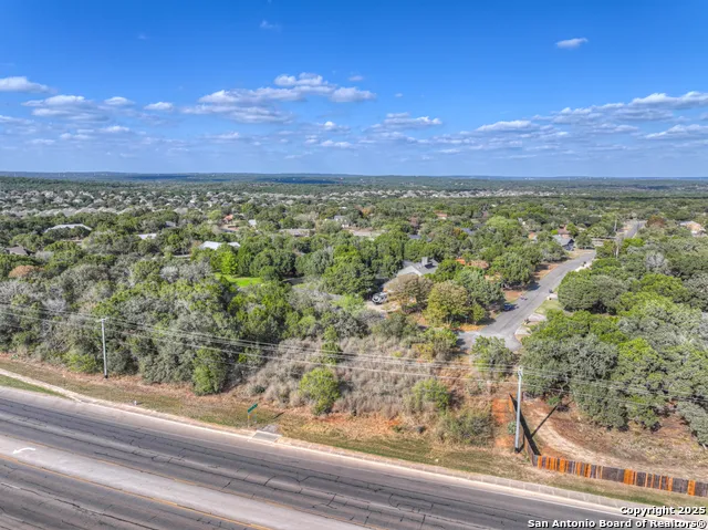 2415 Woodlane New Braunfels, TX 78132