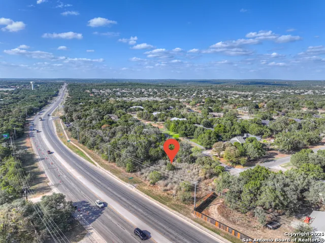 2415 Woodlane New Braunfels, TX 78132