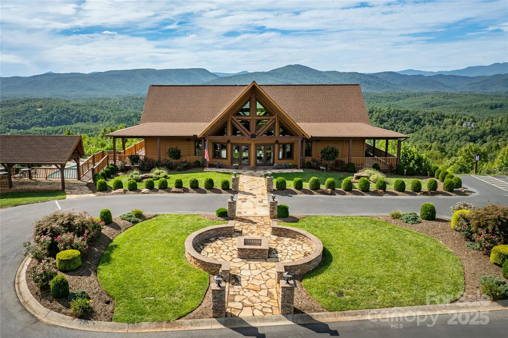 1038 Round Rock Road #49/50 Lenoir, NC 28645