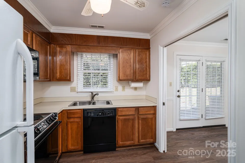 1212 E Franklin Boulevard #D Gastonia, NC 28054