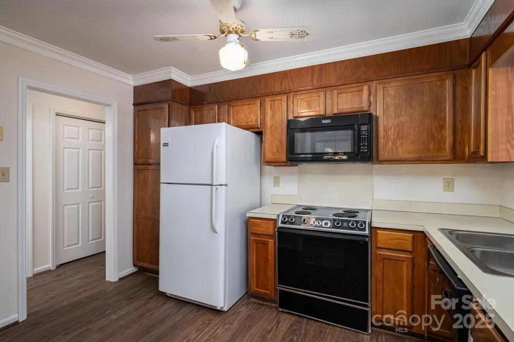 1212 E Franklin Boulevard #D Gastonia, NC 28054