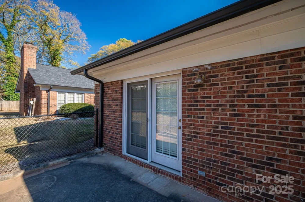 1212 E Franklin Boulevard #D Gastonia, NC 28054