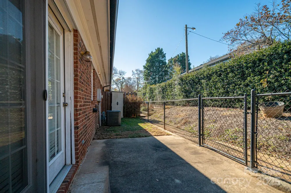1212 E Franklin Boulevard #D Gastonia, NC 28054