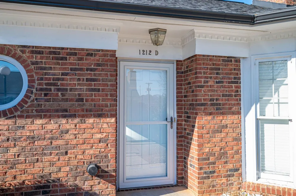 1212 E Franklin Boulevard #D Gastonia, NC 28054