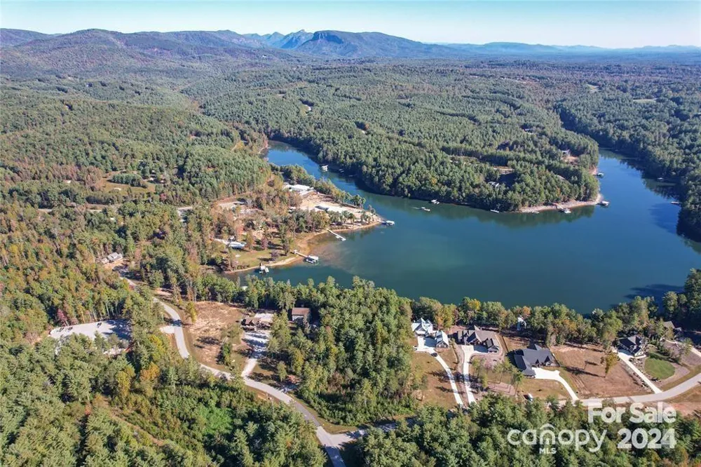 597 Peninsula Reserve Road #34 Nebo, NC 28761