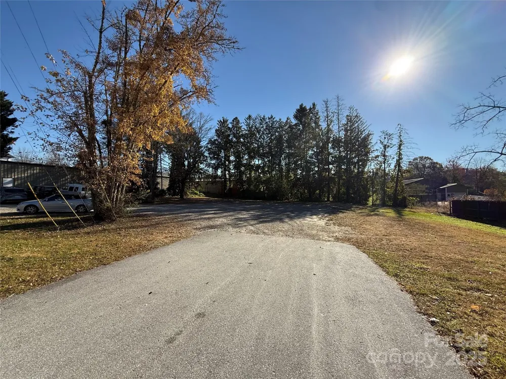 280 S Broad Street Brevard, NC 28712