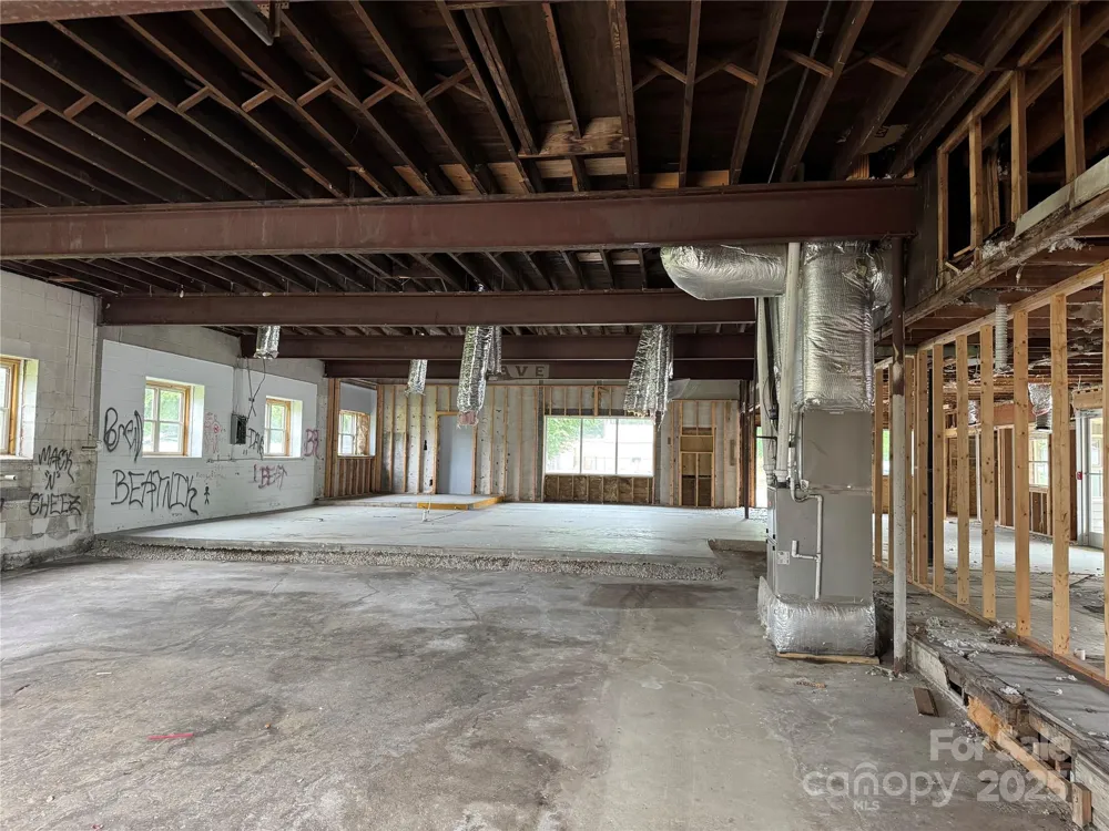 280 S Broad Street Brevard, NC 28712