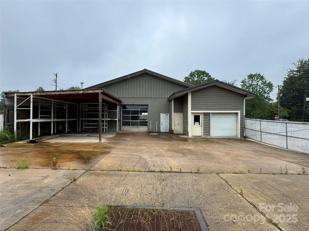 280 S Broad Street Brevard, NC 28712