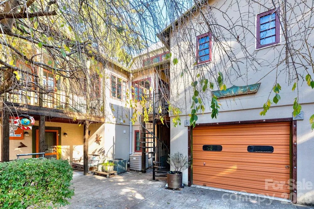 297 Hillside Street Asheville, NC 28801