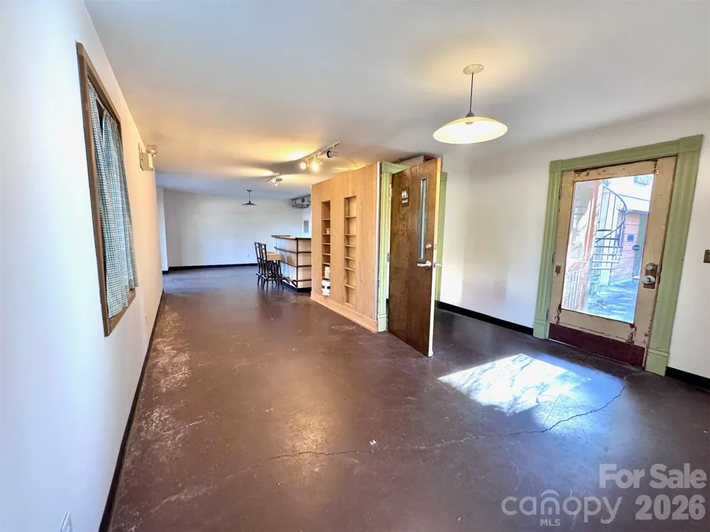297 Hillside Street Asheville, NC 28801