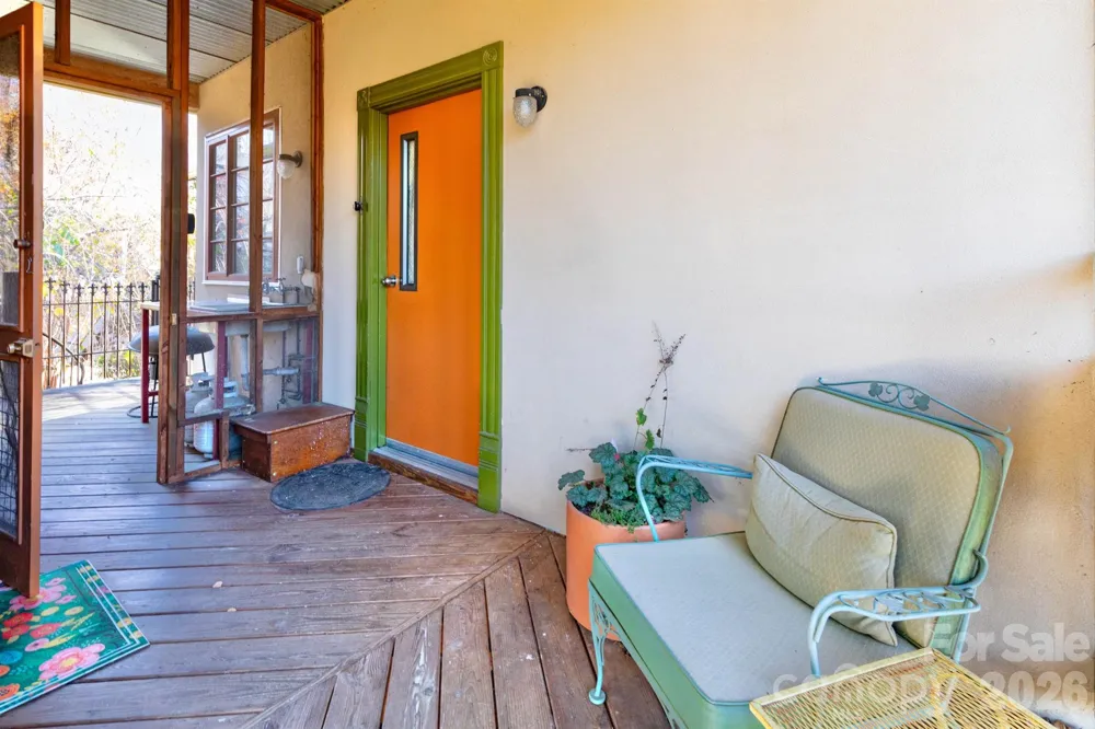 297 Hillside Street Asheville, NC 28801