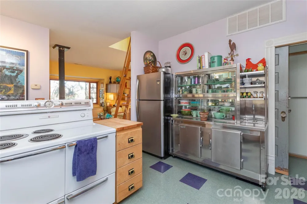 297 Hillside Street Asheville, NC 28801