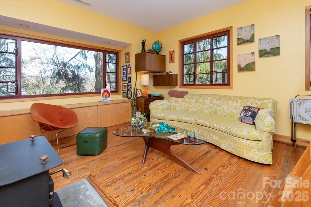297 Hillside Street Asheville, NC 28801