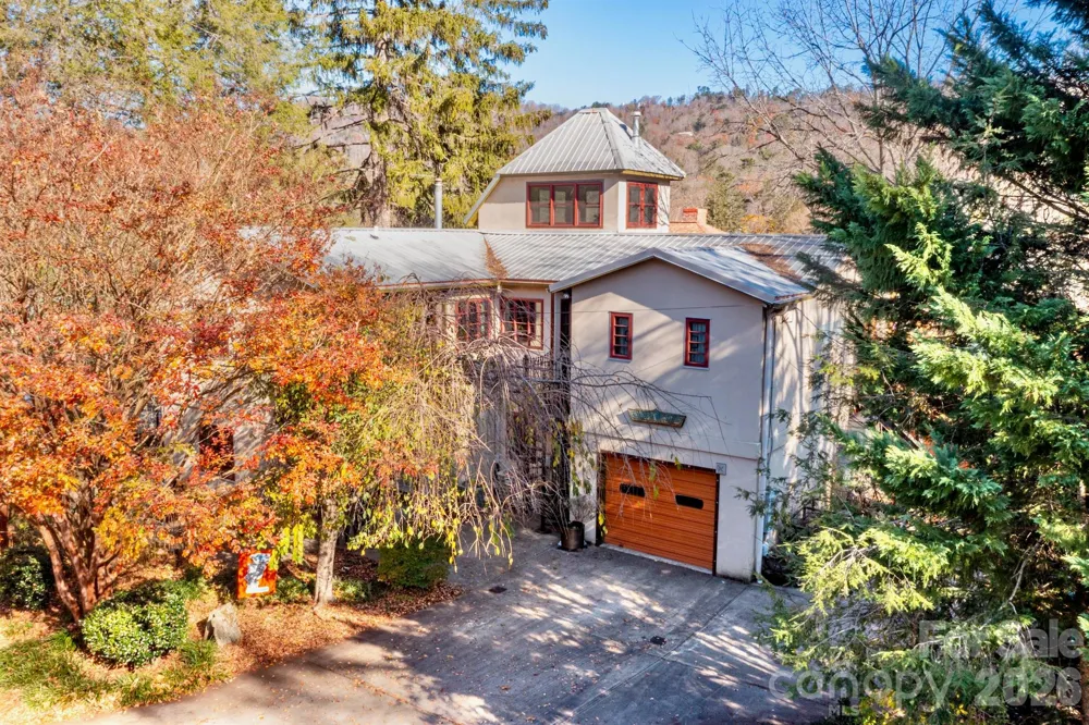 297 Hillside Street Asheville, NC 28801