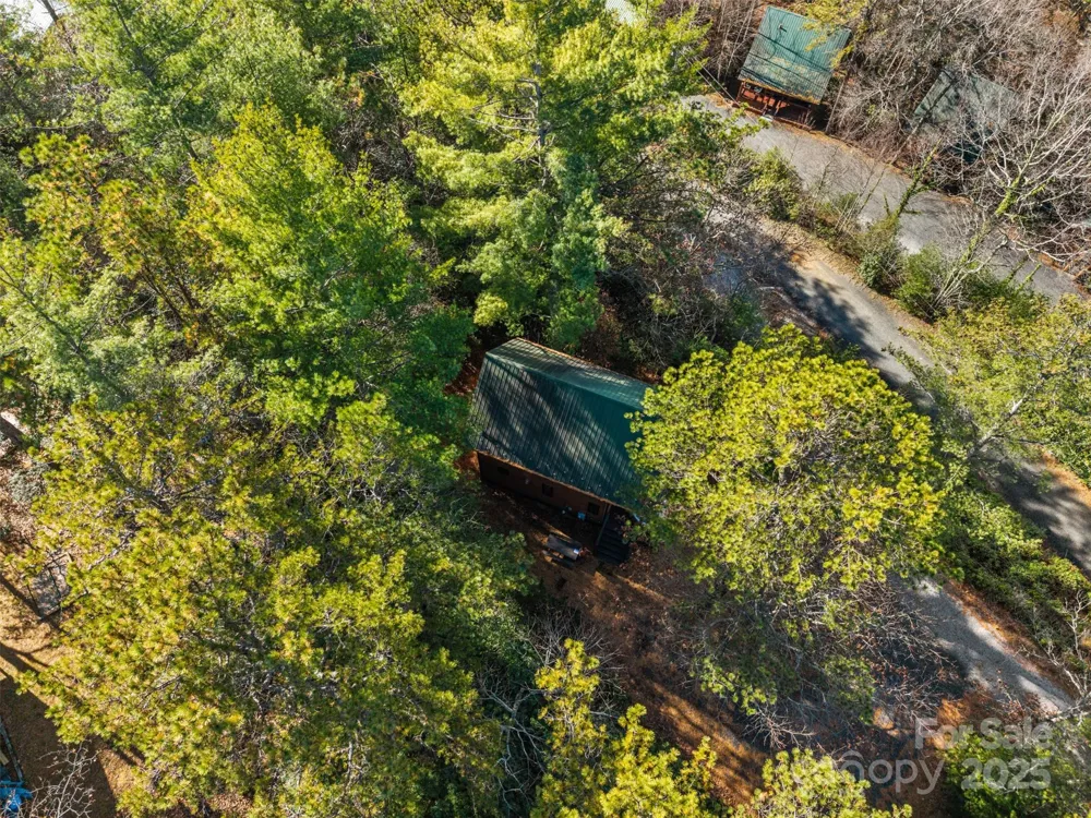 68 Bear Den Mountain View Drive Spruce Pine, NC 28777