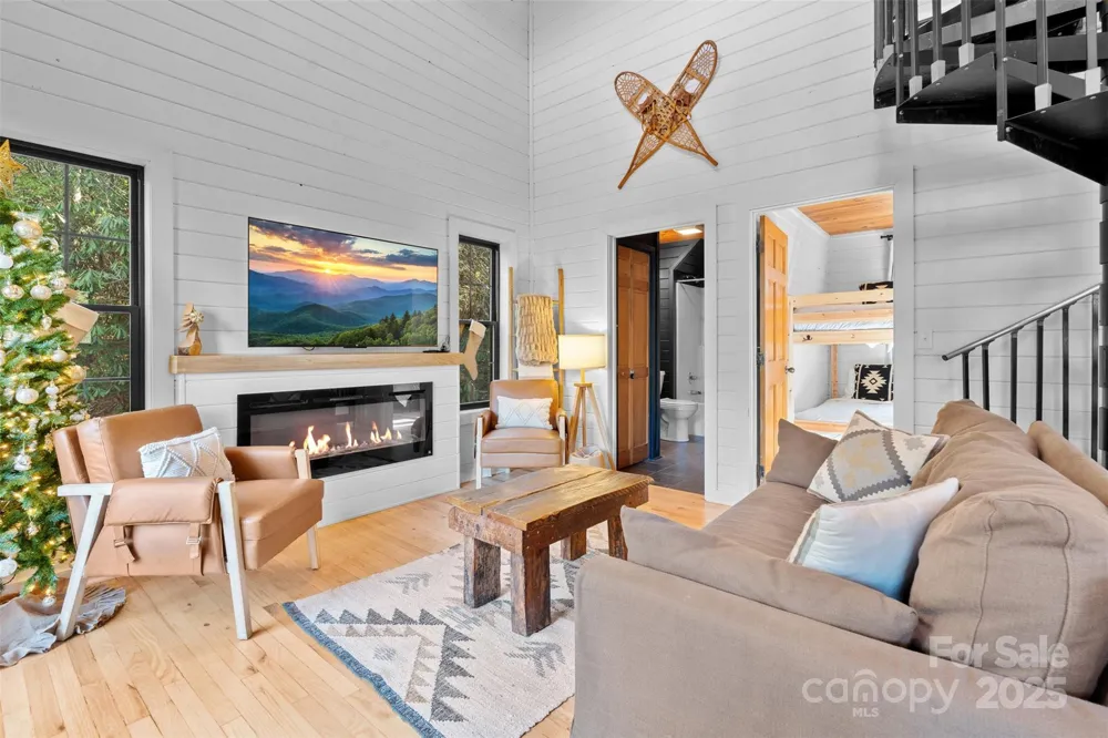 100 Bear Den Mountain View Drive Spruce Pine, NC 28777