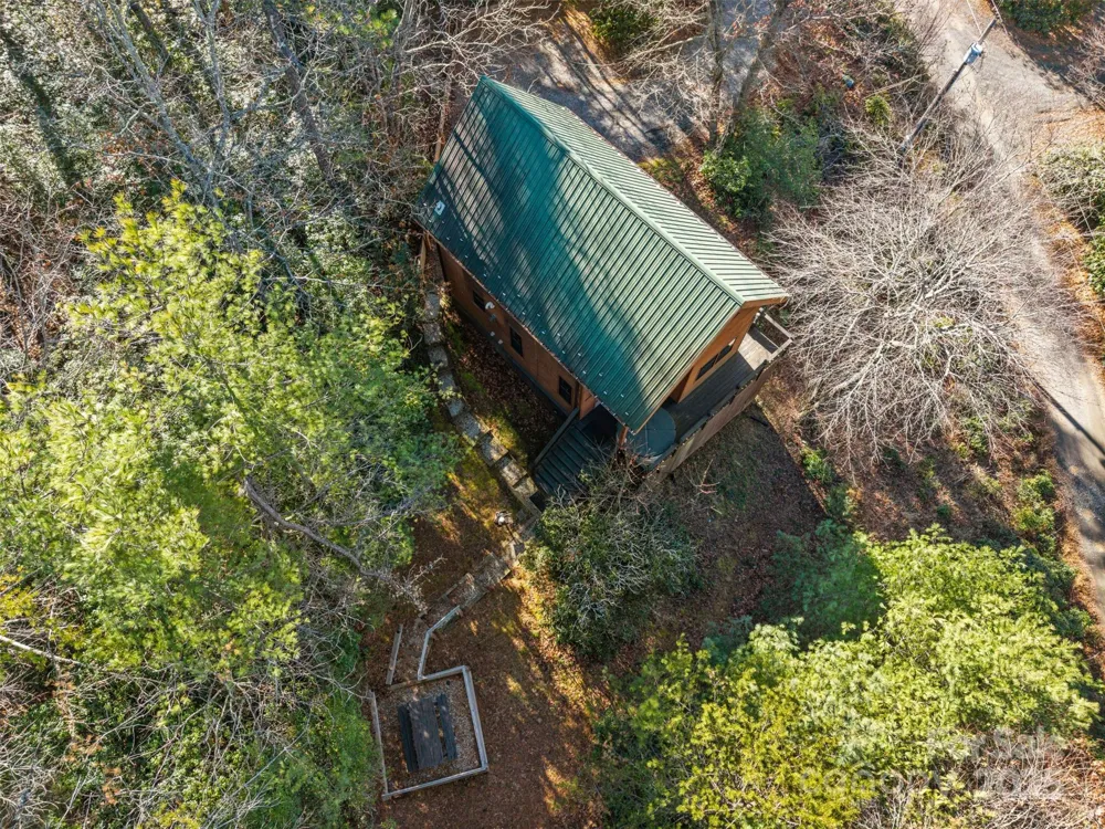 100 Bear Den Mountain View Drive Spruce Pine, NC 28777