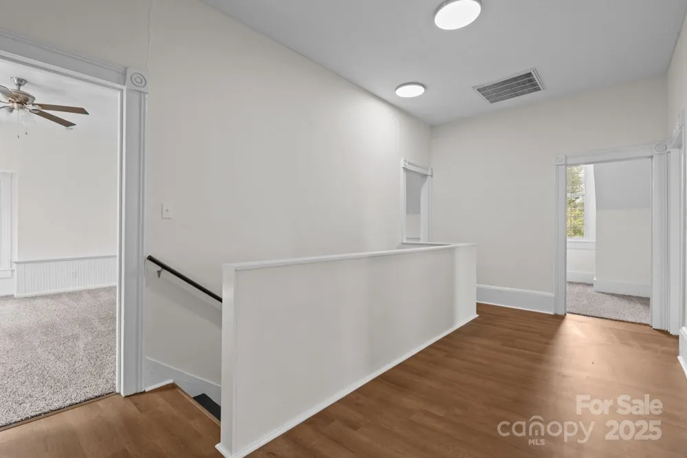 301 W Central Street Maxton, NC 28364