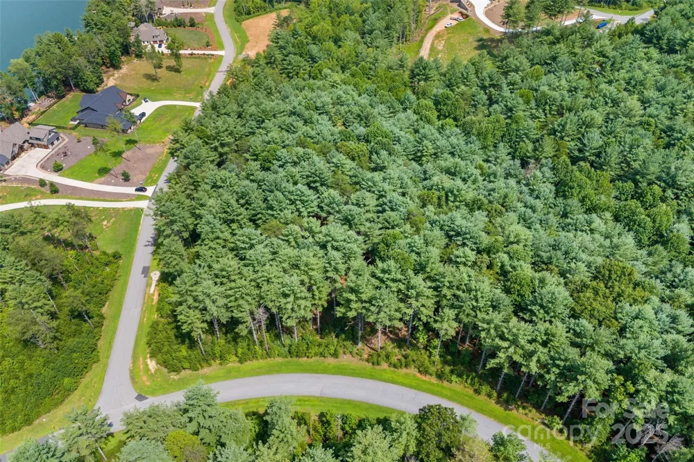 365 Peninsula Reserve Road #25 Nebo, NC 28761