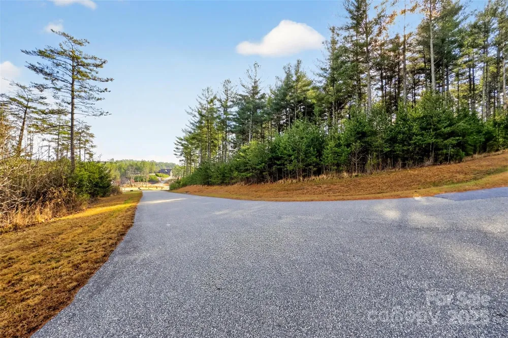 365 Peninsula Reserve Road #25 Nebo, NC 28761