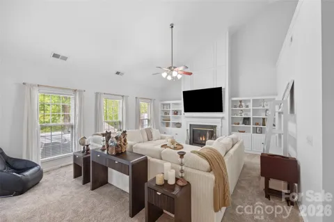 14569 Greenpoint Lane