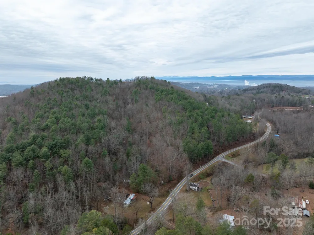 1864 Starcross Road Lenoir, NC 28645