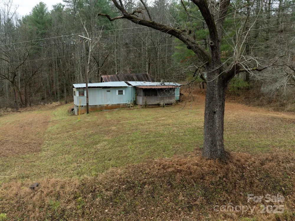 1864 Starcross Road Lenoir, NC 28645