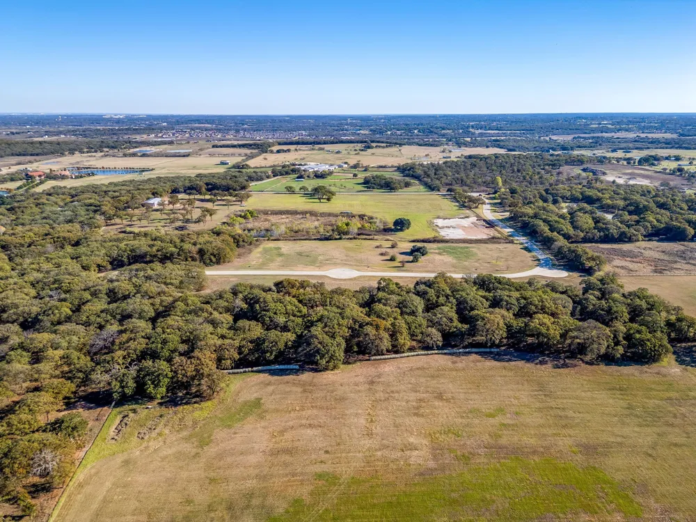 1200 Nottaway Court Burleson, TX 76028