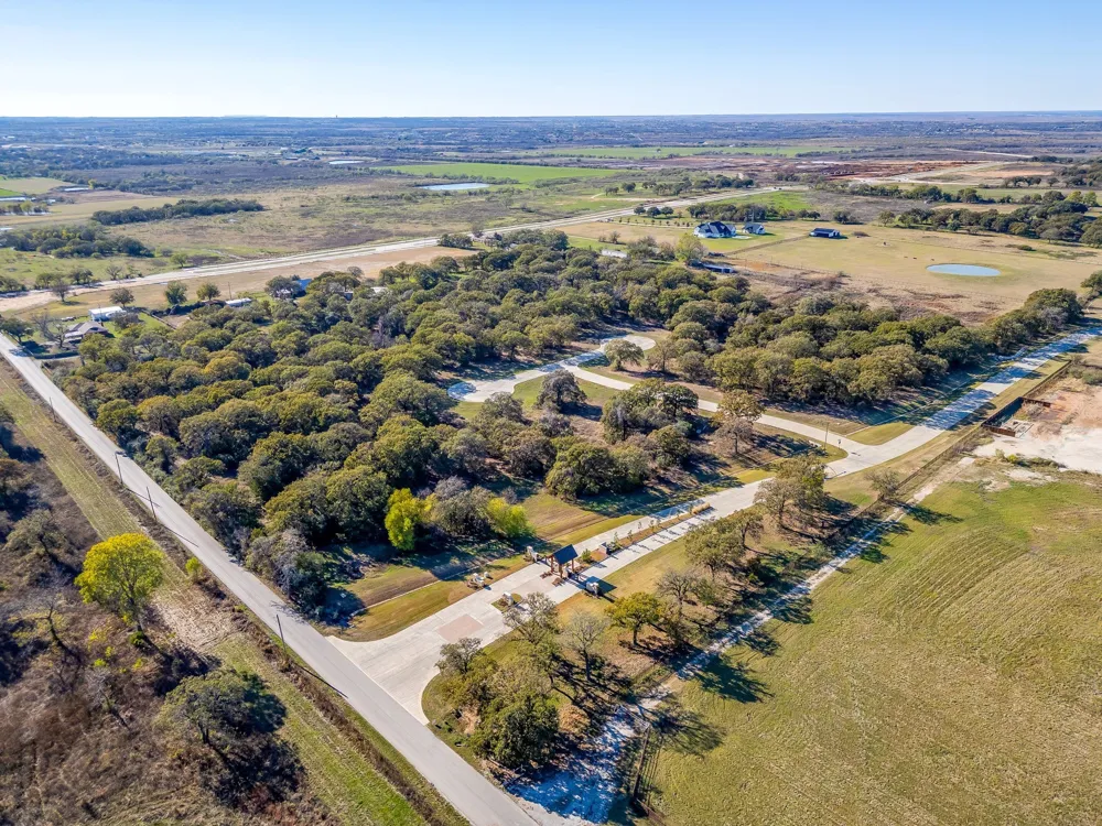 10213 Belle Oak Court Burleson, TX 76028