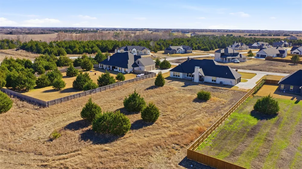 1431 Westgrove Lane Waxahachie, TX 75165