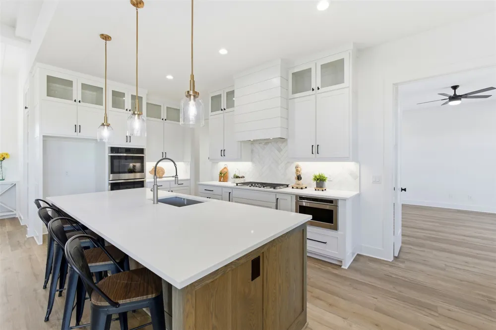 1431 Westgrove Lane Waxahachie, TX 75165