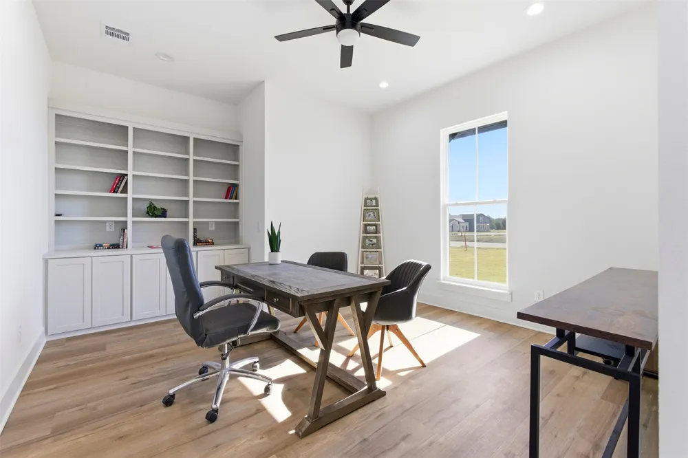 1431 Westgrove Lane Waxahachie, TX 75165