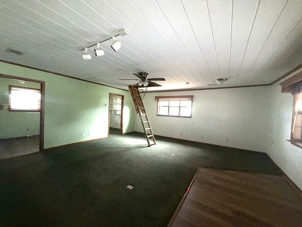 150 Lazy Way Fairfield, TX 75840