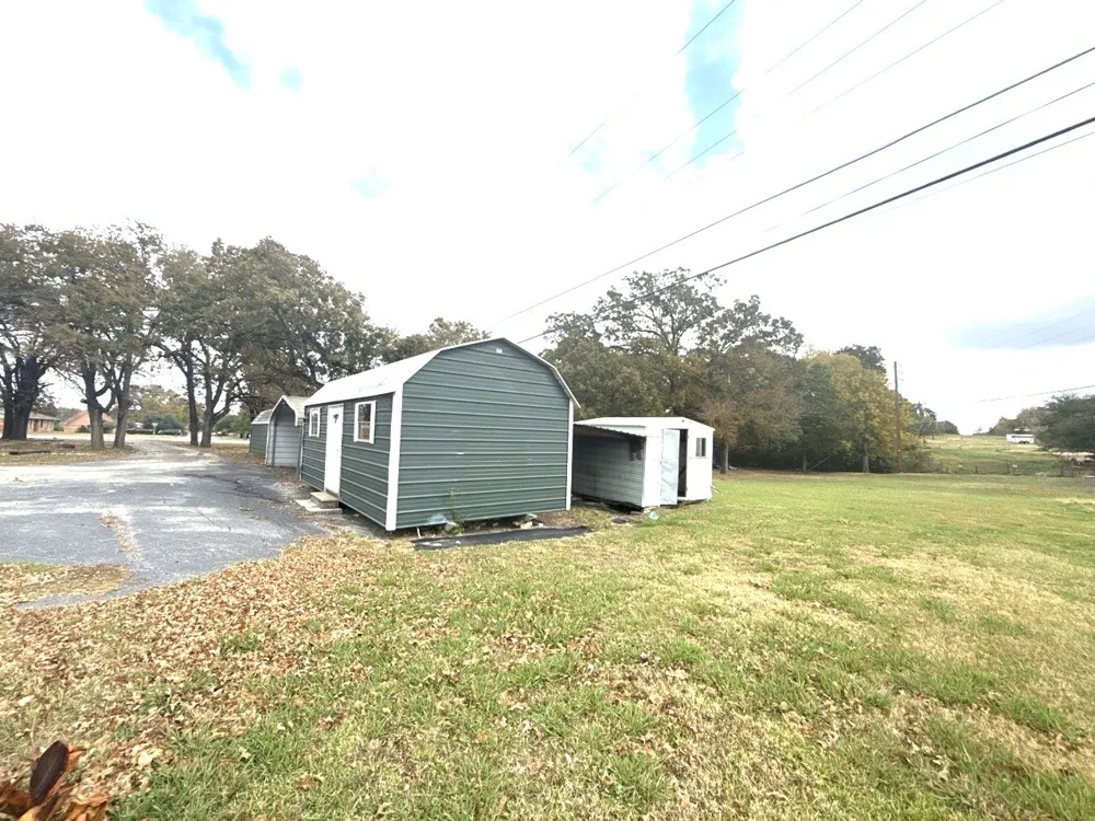 150 Lazy Way Fairfield, TX 75840