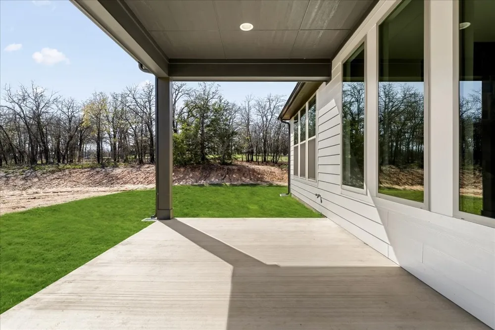 131 Spring Valley Road Paradise, TX 76073