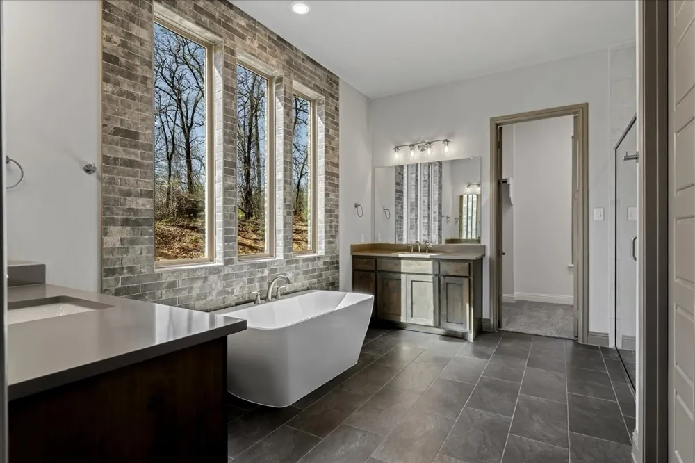 131 Spring Valley Road Paradise, TX 76073