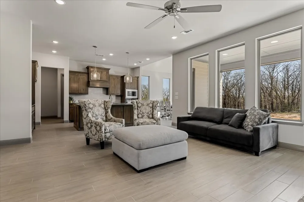 131 Spring Valley Road Paradise, TX 76073