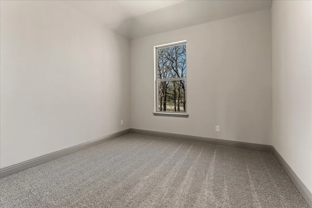 131 Spring Valley Road Paradise, TX 76073