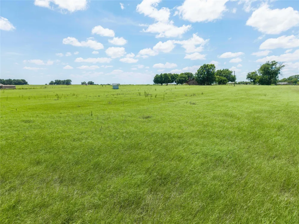 2 County Road 4511 De Leon, TX 76444