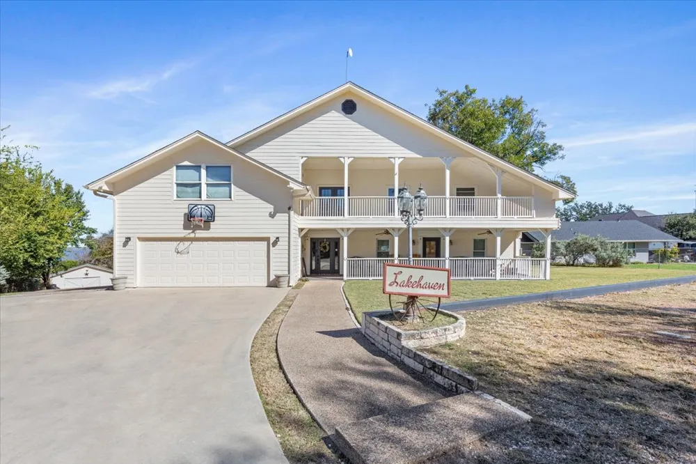 321 County Road 1630 Clifton, TX 76634