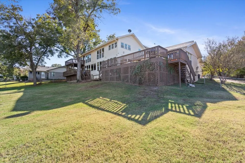 321 County Road 1630 Clifton, TX 76634