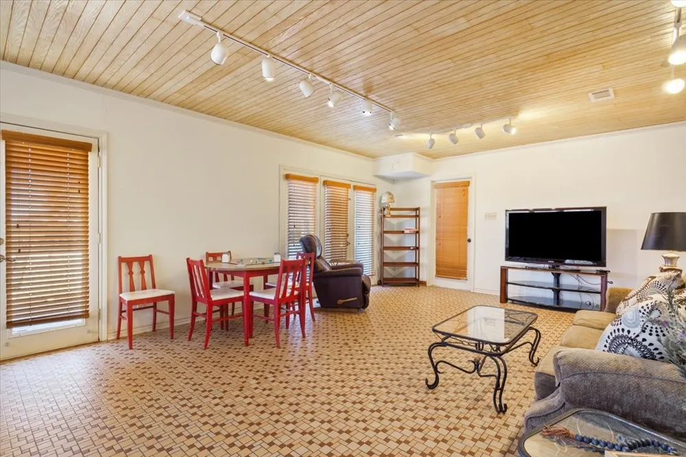 321 County Road 1630 Clifton, TX 76634
