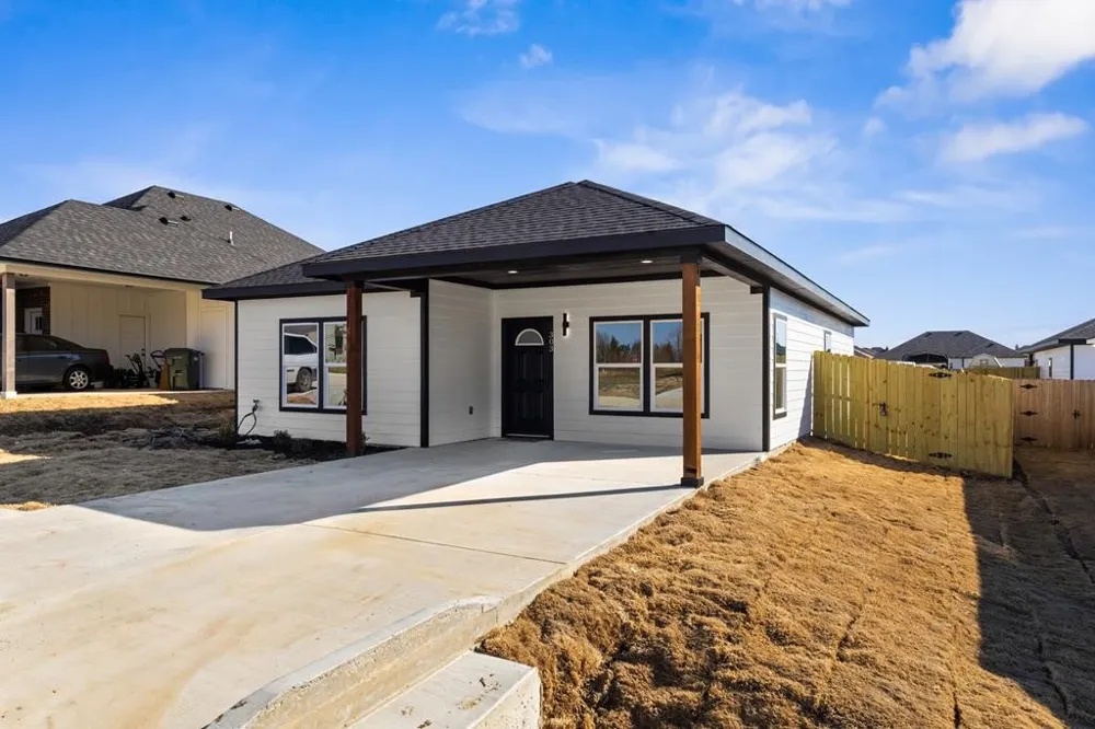 304 Rike Road Mabank, TX 75147
